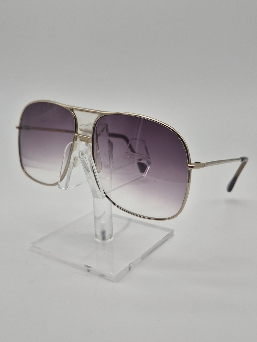 Foster Grant Aviator Sunglasses - Gold Frame with Purple Gradient Lenses